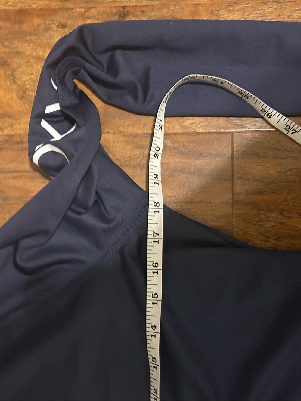 Roxy Women’s Navy Blue Long Sleeve Rash Guard with White Logo - Picture 5 of 8